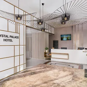 Crystal Palace Otel