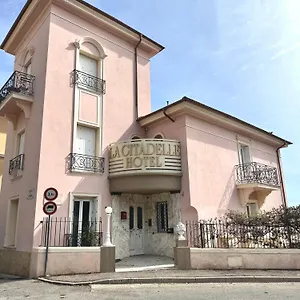la-citadelle.fr-provencehotel.com/